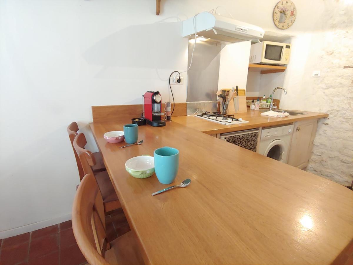 Charmante Maison Arlesienne A L'Ombre Des Arenes, De 2 A 5P Екстер'єр фото