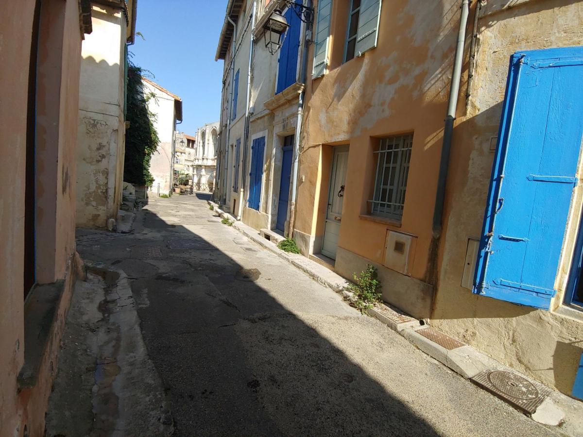 Charmante Maison Arlesienne A L'Ombre Des Arenes, De 2 A 5P Екстер'єр фото