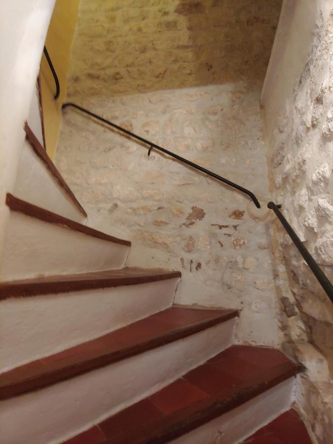 Charmante Maison Arlesienne A L'Ombre Des Arenes, De 2 A 5P Екстер'єр фото