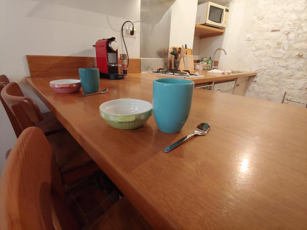 Charmante Maison Arlesienne A L'Ombre Des Arenes, De 2 A 5P Екстер'єр фото